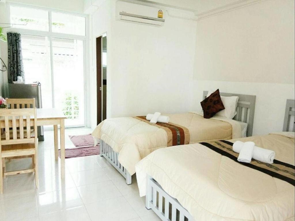 Rueangrat Hotel Ranong Exteriör bild